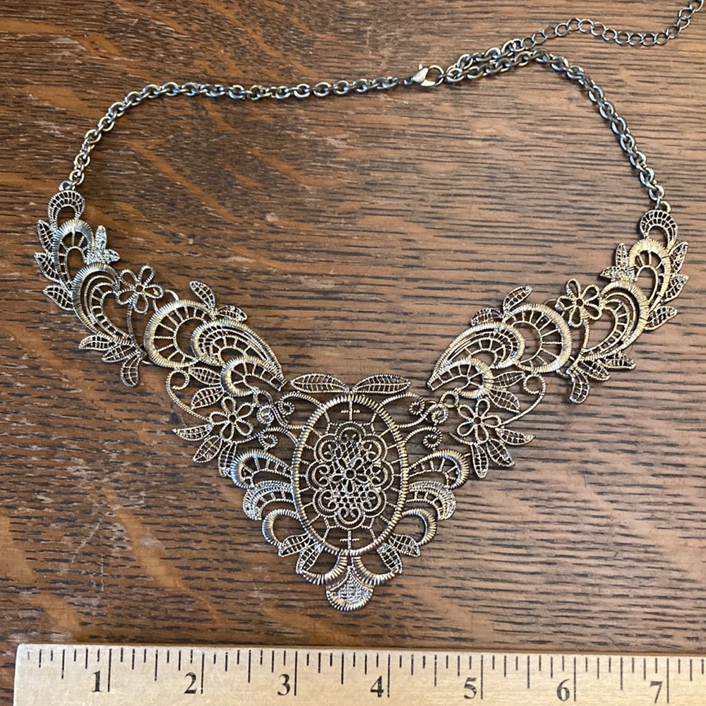 Necklace like antique lace - metal 8” w articulated unique